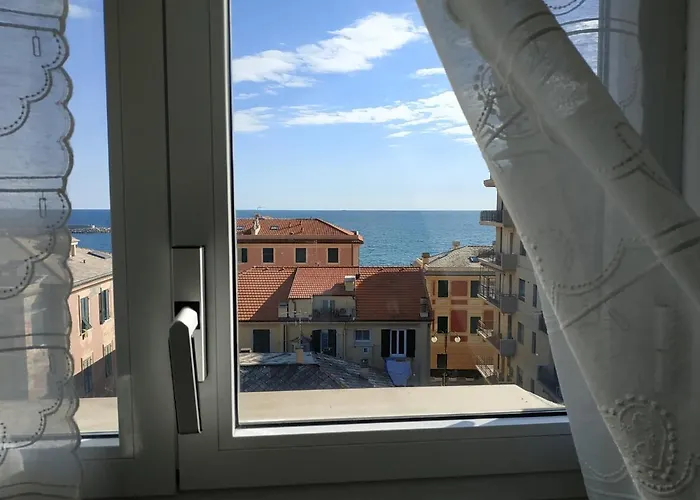 Casaviva - The Sailor Sul Mare Chiavari
